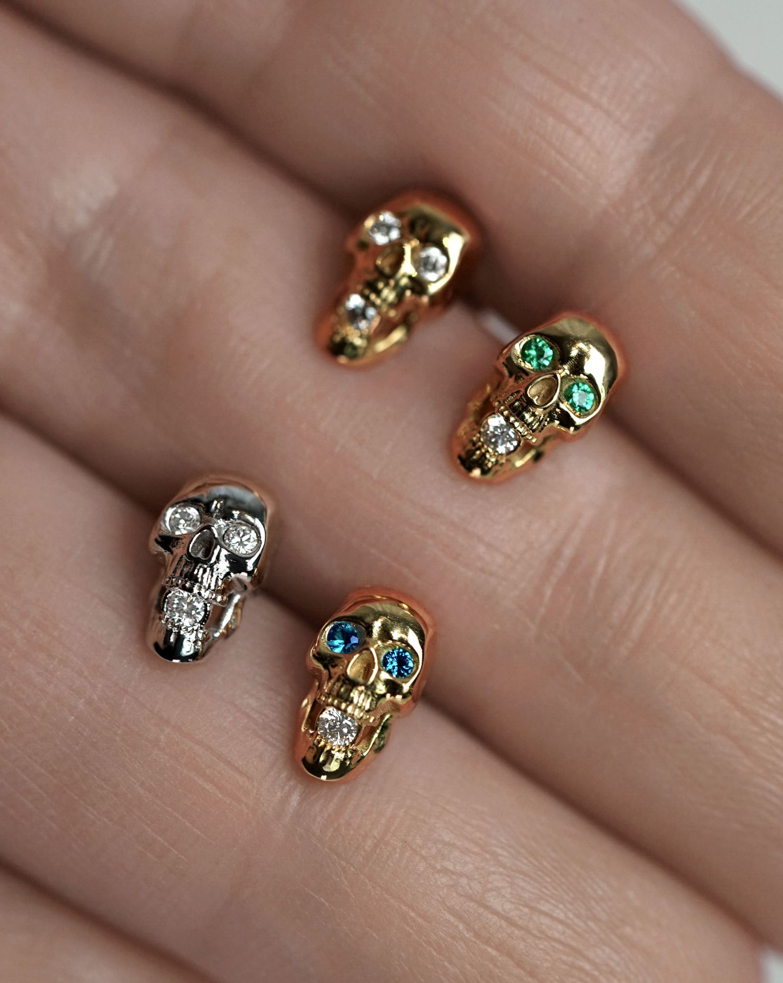 Skull Unisex Piercing Studs 18k Gold